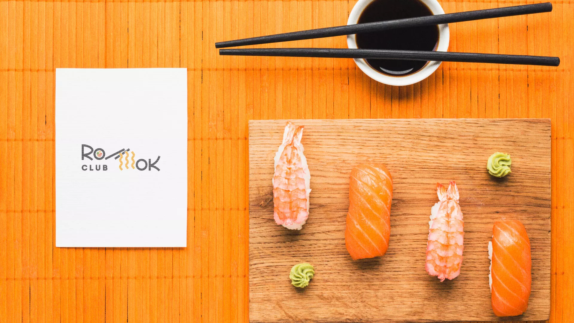 Создание логотипа суши-бара «Roll Wok Club» в Туапсе