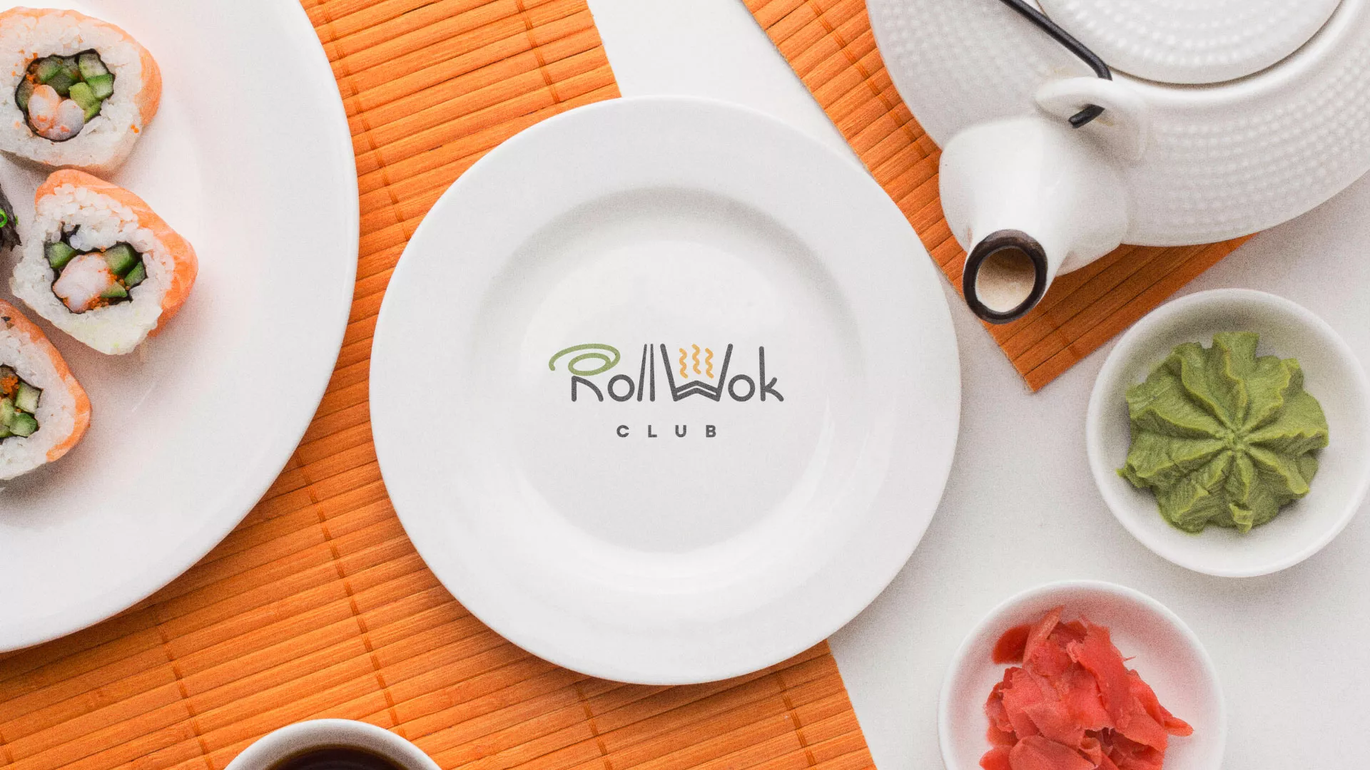 Разработка логотипа и фирменного стиля суши-бара «Roll Wok Club» в Туапсе